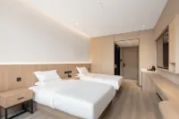 Praise hotel