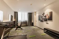 Moxi E-sports Hotel (Jiangmen Wanda Plaza Huiyue Rongcheng Store)