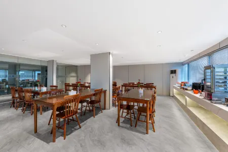 NanChang Garden HoTel Отели рядом с достопримечательностью «Youmin Temple»