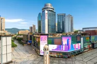 Moxy Chongqing Hotels near Jiefangbei Pedestrian Street