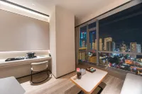 Qingdao Shandong Road Central Business District Crystal Orange Hotel Hotels near Qingdao Technical College (South Campus)