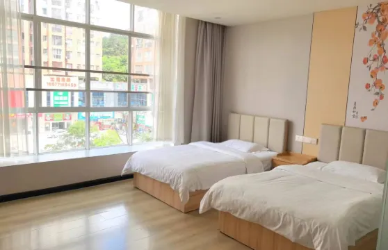 金玉酒店（南丹汽車總站店）