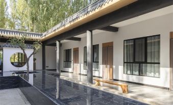 Dunhuang Luyeyousha Inn