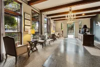 de Russie Boutique Hotel