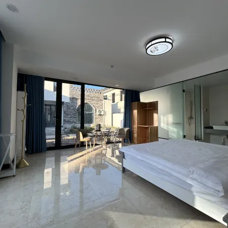 Yu Jian · Dongzhai Homestay