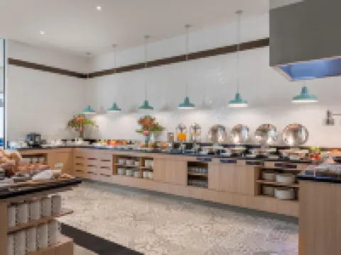 พาร์คอินน์ บาย เรดิสัน คลาร์ก โรงแรมในมาบาลากัต