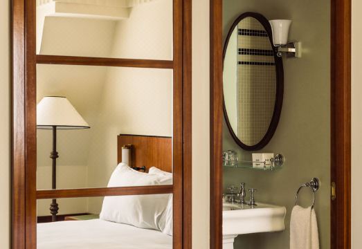 호텔 데 그랜즈 보이저스 조식