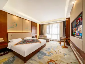Dunhuang Huandong International Hotel