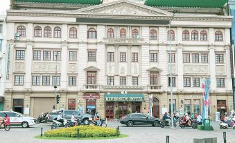 Riverside Hotel In Saigon