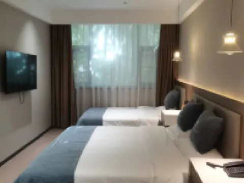 City 118 Select Hotel (Lushi) Hoteles en Lushi