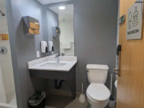 ホテル ウィロ (フォーマリー YWCA ホテル バンクーバー) バンクーバーのホテル