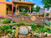 Red Earth Wild Mo Pick-up Garden Hotel 동촨구 호텔