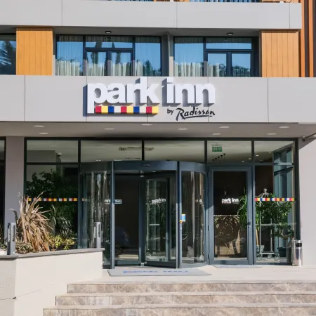 Park Inn by Radisson Yalova Отели рядом с достопримечательностью «Ярмарка в Ялова»