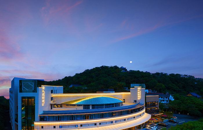 WINTOURY HOTEL