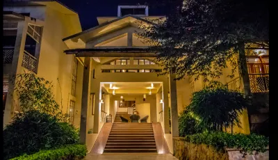 Jungleciti House