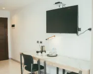 NS Royal Hotel - 2-Star