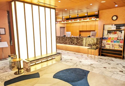 1. 니혼바시 사이보..