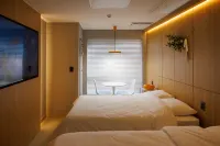 WECO STAY Insadong - Condos