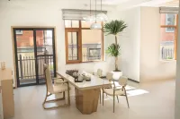 Mangshi Lumen Courtyard