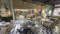 The Zuri Hotel Palembang - servizio colazione