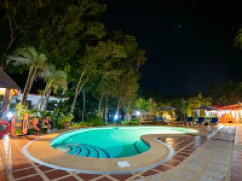 Blue Star Dive and Resort Hotels in Anda