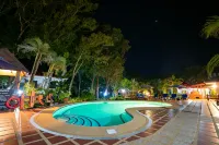 Blue Star Dive and Resort Hotels in Guindulman