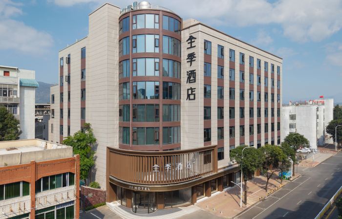 JI Hotel (Fuzhou Minhou Wanjia Plaza)