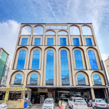 Hotel SM Deccan Park Airport Zone Shamshabad Hyderabad Отели рядом с достопримечательностью «Конгресс-центр MS в Хайдарабаде»