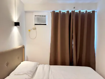7-14min From Airport, SM mall, Large Work Table, Free Pool, Digital Nomad/Remote Work Hotels in 