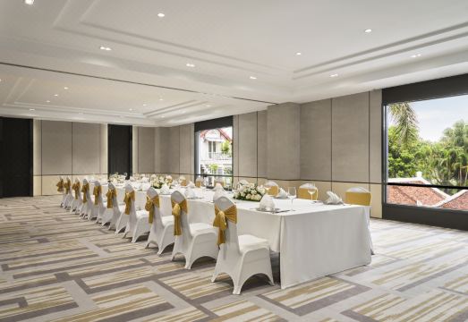 쉐라톤 하노이 호텔