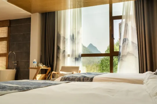 Xingyi City Huajian Xiaozhu Homestay