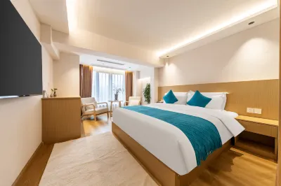 Yayue Zhizhen Hotel (Ya'an High-Speed Railway Station City People's Hospital) Hotels near Ya'an Vocational and Technical College (Qingnian Road Campus)