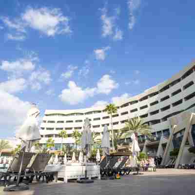 Occidental Sharjah Grand Hotel Exterior