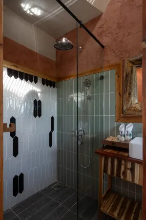 Chuon Chuon Retreat Отели рядом с достопримечательностью «Po Shanu Cham Towers»