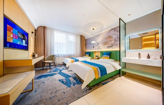 鑫海假日酒店（滿洲里站中蘇金街店）