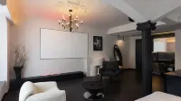 A shadow Hotel