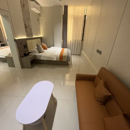 Zhenkang Ajiao's Home Hotel