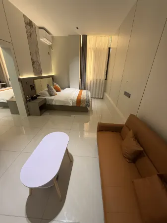 Zhenkang Ajiao's Home Hotel Отели рядом с достопримечательностью «Zhenkang Library»