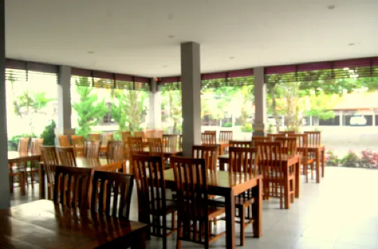 Dhyanapura Hotel Отели рядом с достопримечательностью «Kantor Perpustakaan Pemerintah Kabupaten Badung»