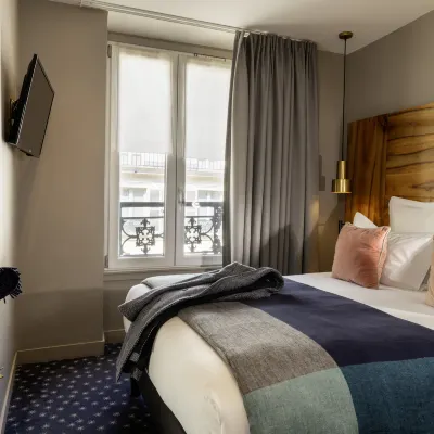 Hôtel Maxim Folies 폴리 베르제르 주변 호텔