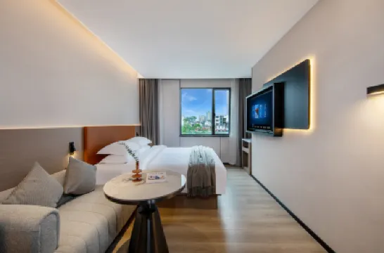 Yifang Hotel (Guangzhou Beijing Road Pedestrian Street, Yide Road Metro Station Branch) 주강 주변 호텔