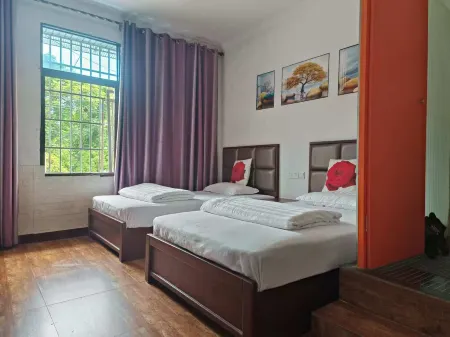 Peng'an Jinfulai Hotel Отели рядом с достопримечательностью «Peng'an Jialing First Hometown Scenic Area Scenic Area Management Bureau»