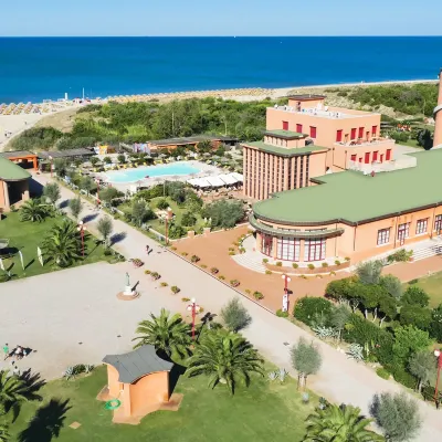 Toscana Sport Resort فنادق في كالامبروني