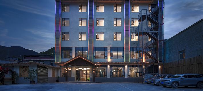 Maoxian Qingfeng Xiaolou Hotels in Mao County