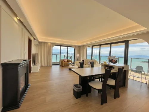Shijian Hai Boutique Homestay (Xiaojing Bay Branch, Huizhou)