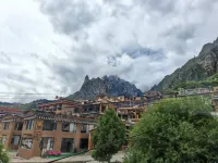 Zagana Cloudy Mountain Homesta