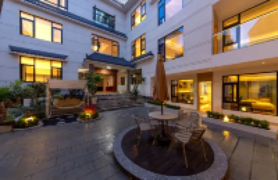 雲跡供氧民宿（香格里拉獨克宗古城店）