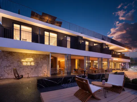 Floral Hotel·Azure Vernal·March Water Hotel (Dali Ancient Town)