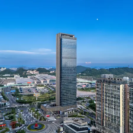 Guiyang North Railway Station West Square Madison Hotel