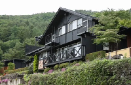 Kawaguchiko Country Cottage Ban Hotels near Kawaguchiko Museum of Art